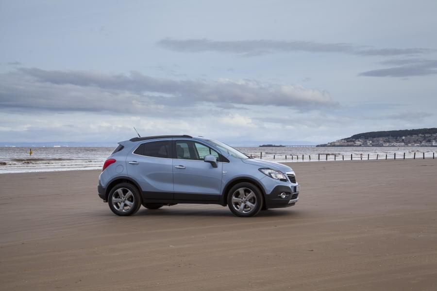  Vauxhall Mokka 2012 года  (фото 179 из 365)